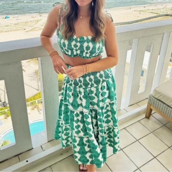 House of Harlow 1960 Green and White A-Line Midi Skirt Resort Wear - Picture 2 of 12